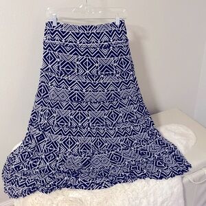 JM Collection Black & White Tiered Midi-skirt Women’s Smalll to Medium